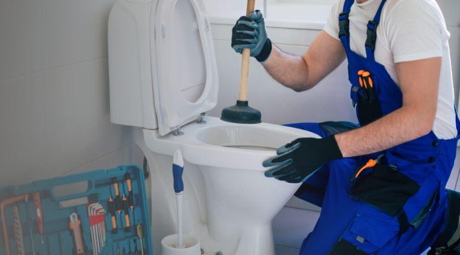 Professional septic pumping service in Harrah, OK